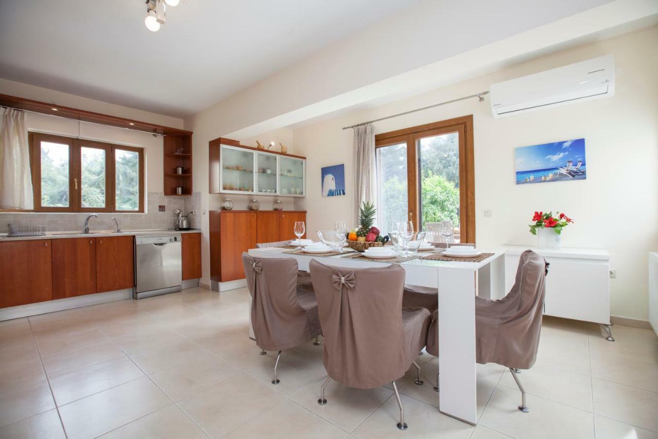 Sunny Rhodes Villa Koskinou  エクステリア 写真